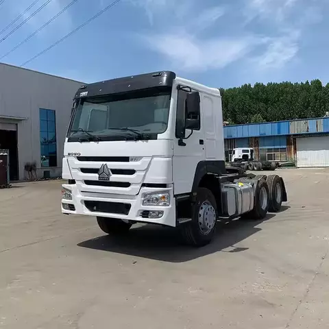 HOWO N7 400HP Tractor Truck Comfortable Cabin for Long Distance Transport