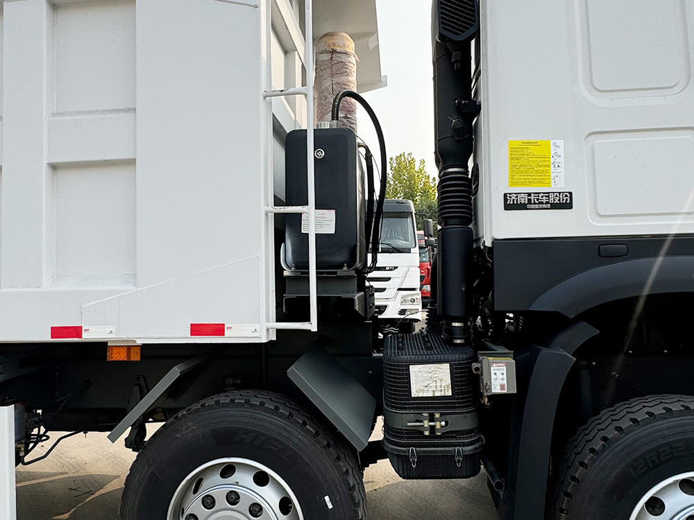 8x4HOWO Dump truck