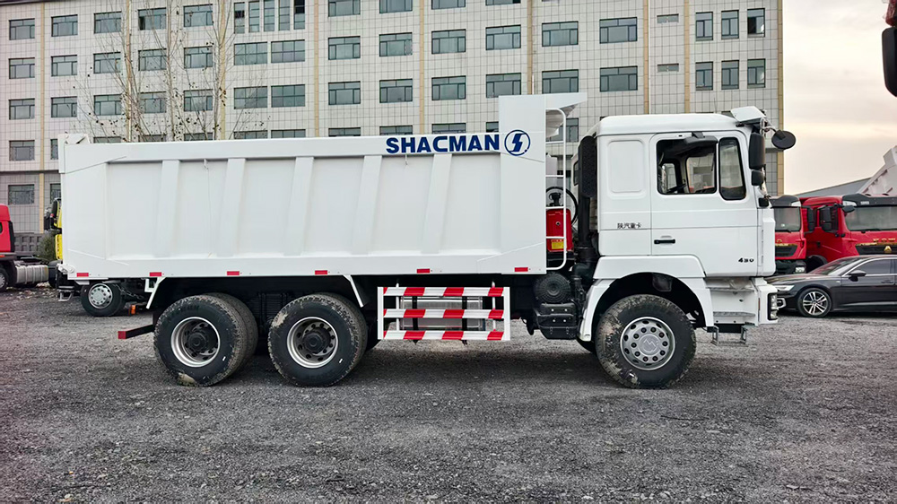Shacman TX6x4 Dump truck