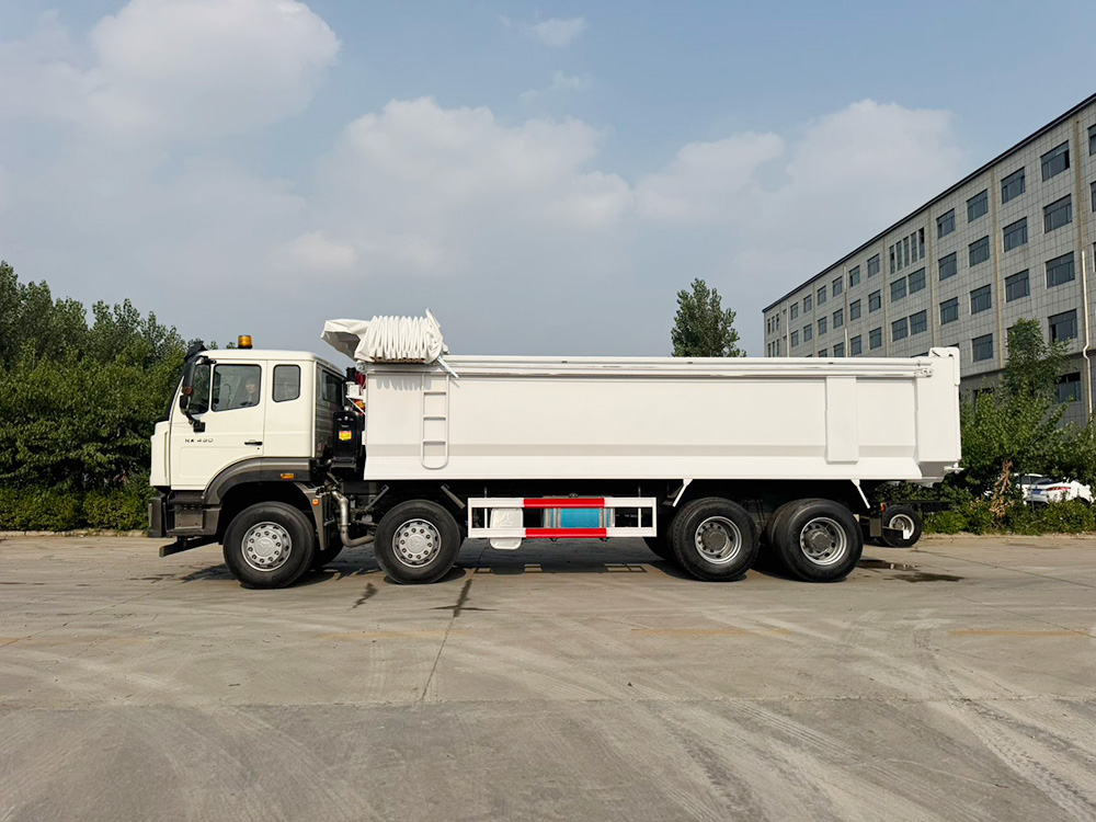 8x4HOWONX8x4 Dump Truck